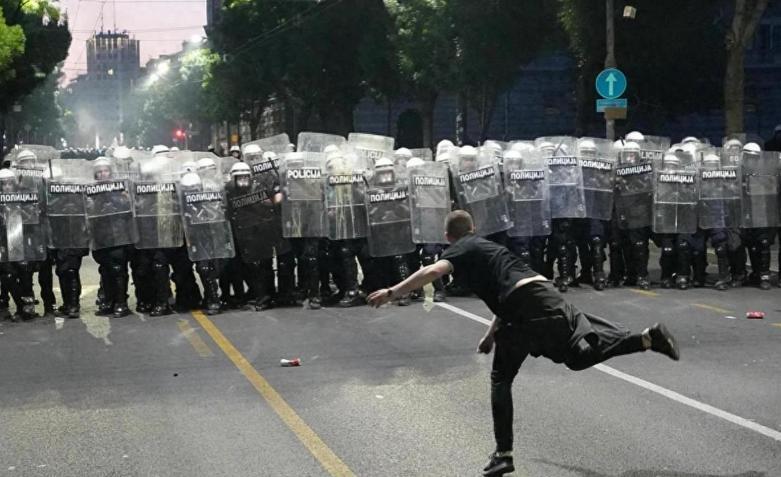 全程都是套路！塞尔维亚内乱刷屏，武契奇访华棋局远超想象[太阳]

国际政治从来没