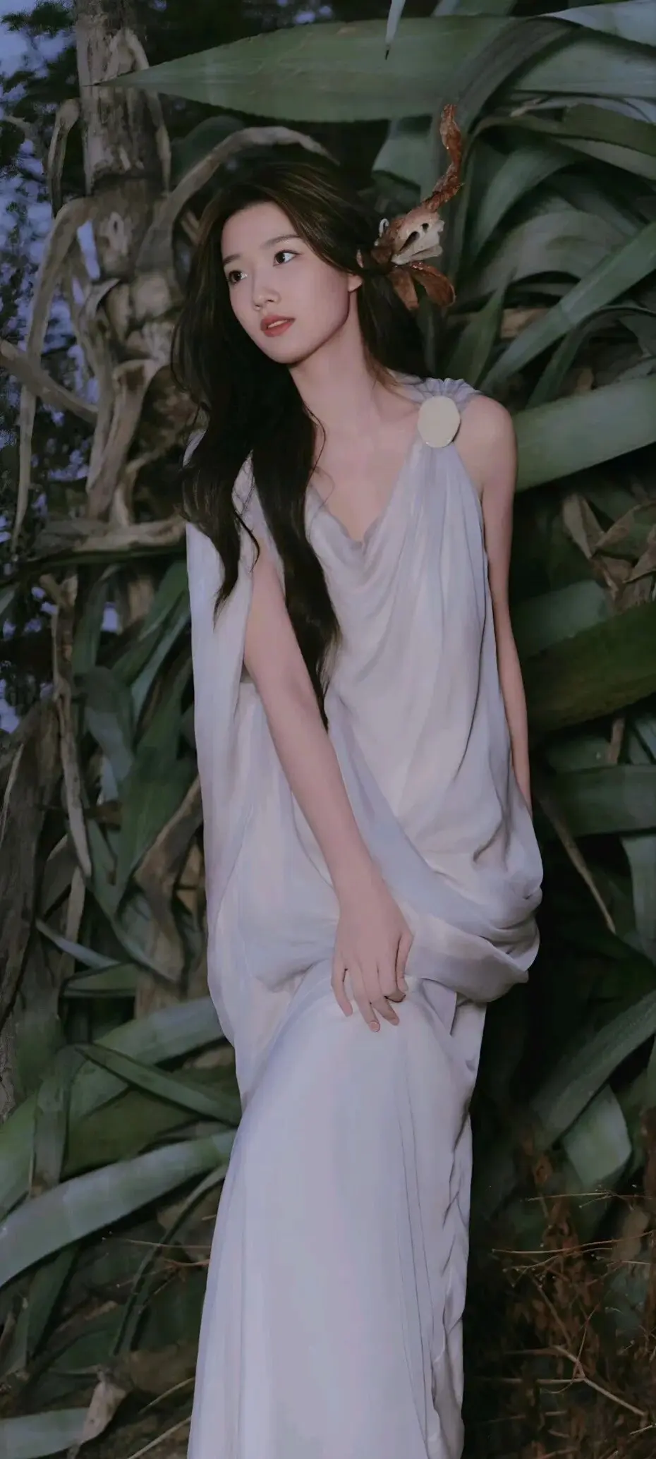 卢昱晓 海边光脚的灵动感