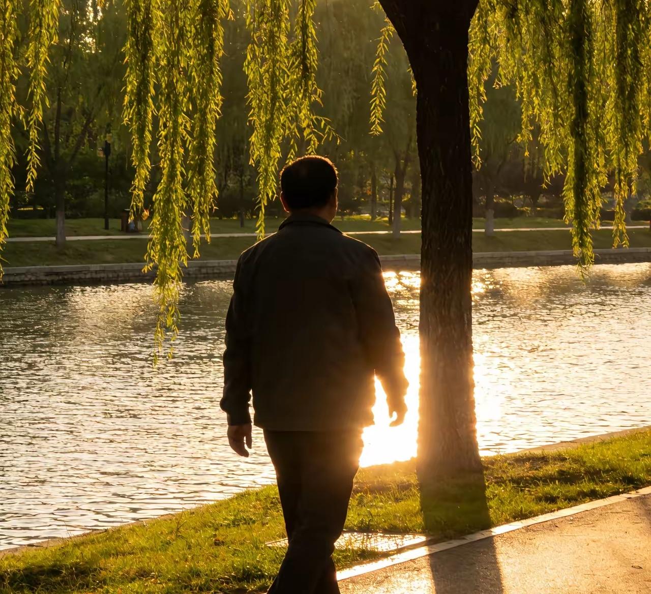 一段非常现实的话：
一个男人只要克服了性欲带来的执念，就会发现95%的女人，根本