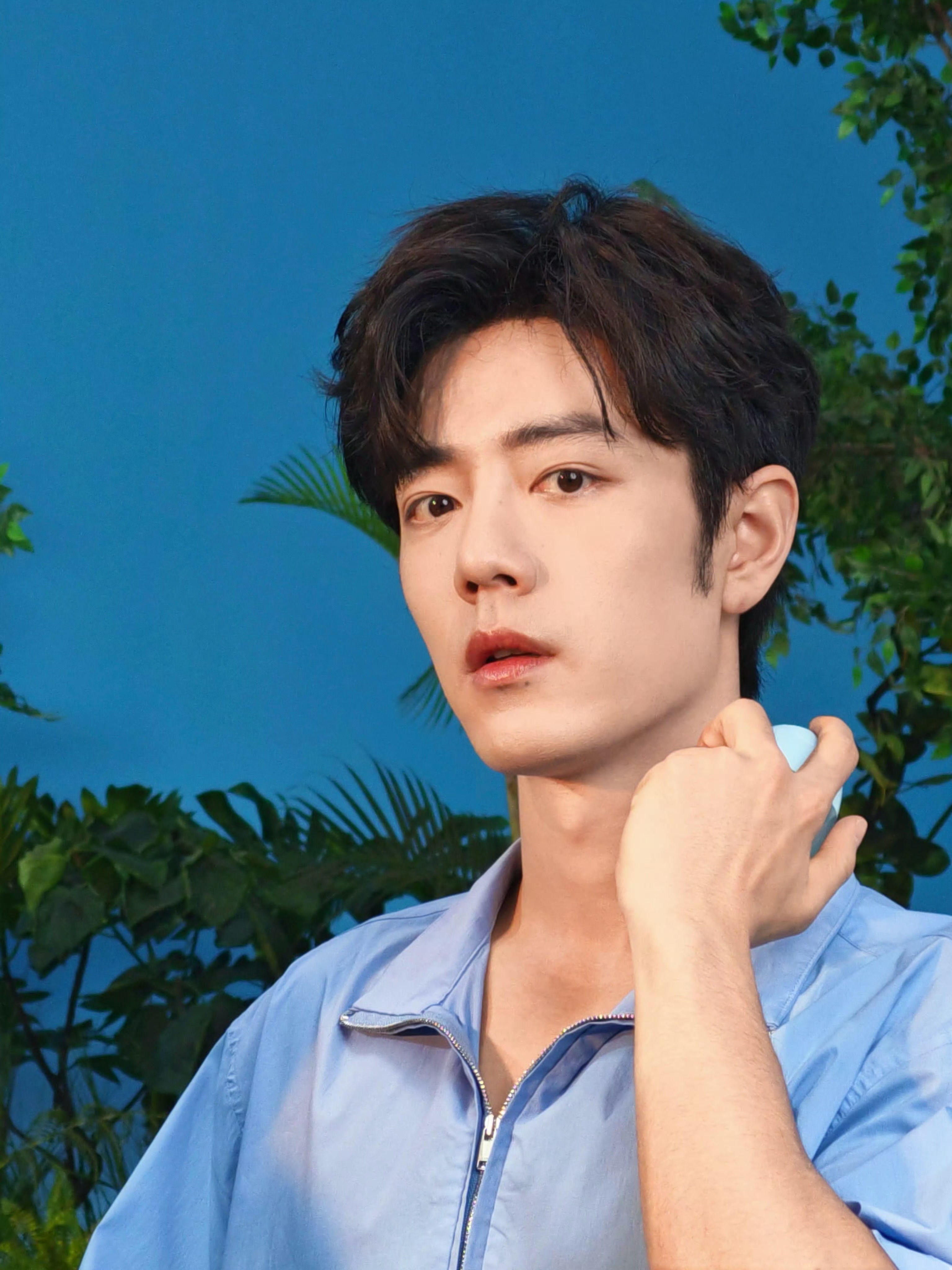 肖战完全男大来的 于寻常缝隙里拾得几帧关于的刹那 肖战真的完全男大来的啊！！扑面