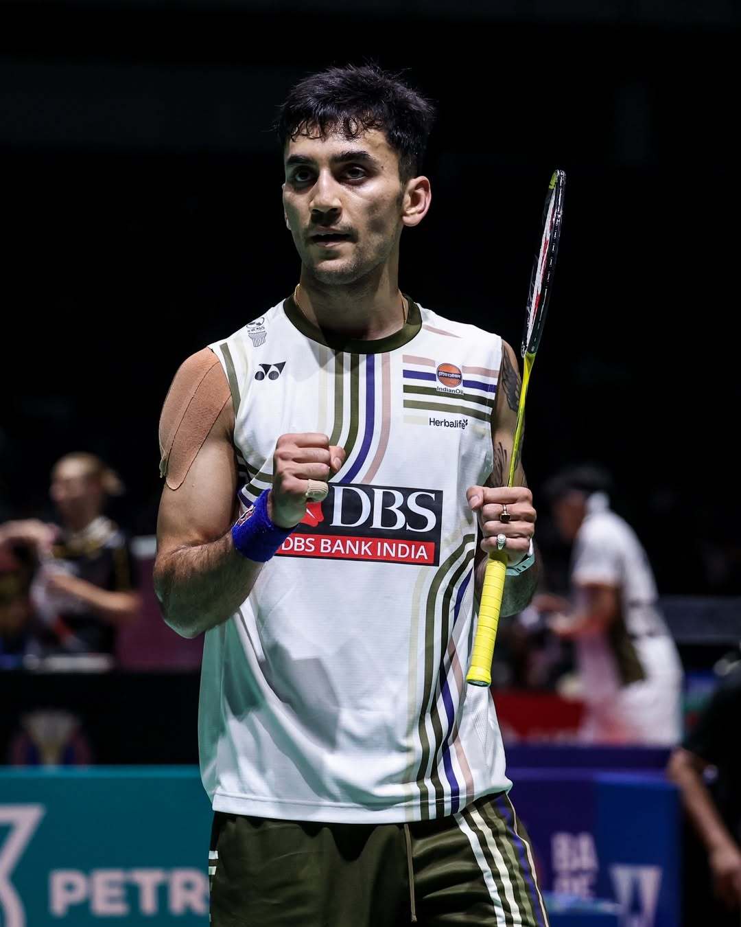 拉克什亚🇮🇳 21-10、21-11 🇭🇰吴英伦下轮对手：李梓嘉🇲🇾