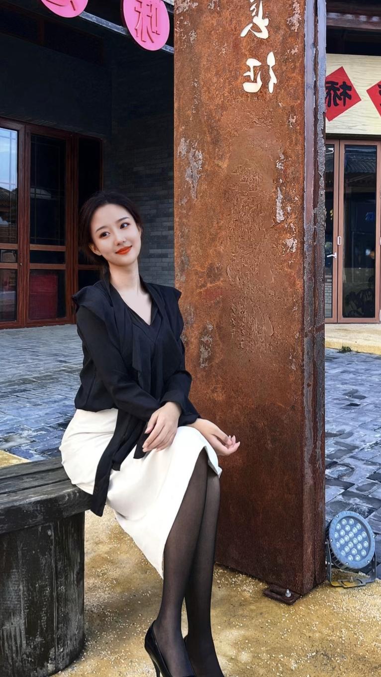 耐得住孤独，守得住时间的女人才是赢家，才是王者！

永远拿捏不了一个喜欢独来独往