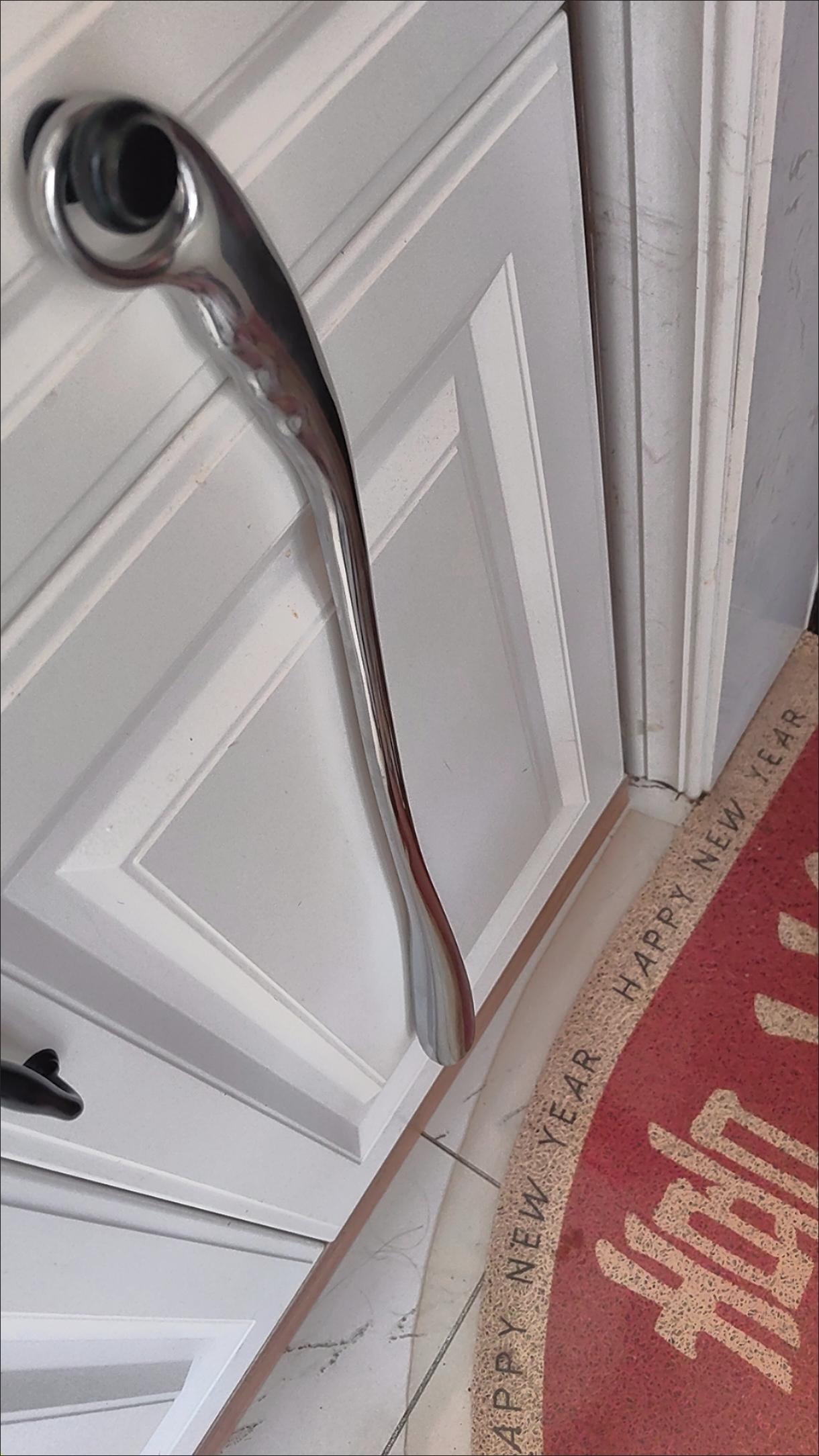 买这鞋拔子可真是一波三折。刚入2025年初，我就寻思着换个新鞋拔子，瞅着网上那些