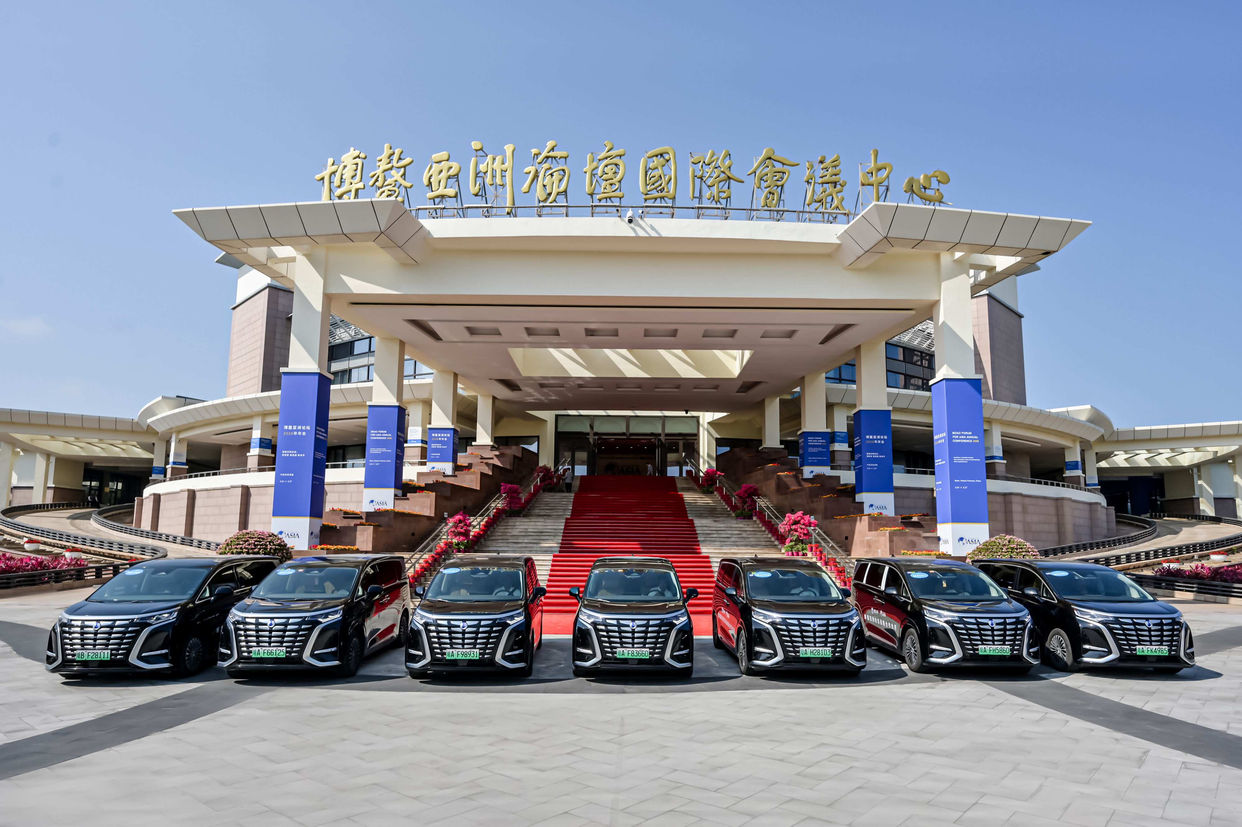 腾势D9 被博鳌亚洲论坛，指定为官方贵宾用车了。这车确实是舒服，深圳这边见的太多