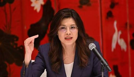 实在寒心！日本高管参拜靖国神社，台湾岛内三大政党集体装哑巴，尤其是郑丽文的表现，