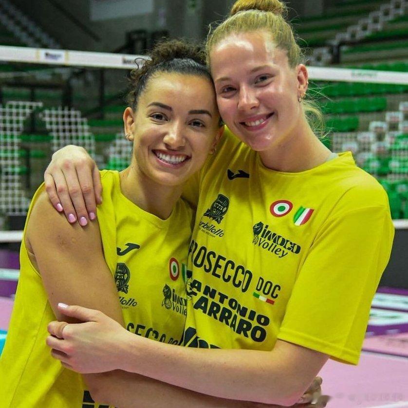 意大利🇮🇹超级杯决赛：🔔9月28日 23:59  科内利亚诺VS米兰#女排
