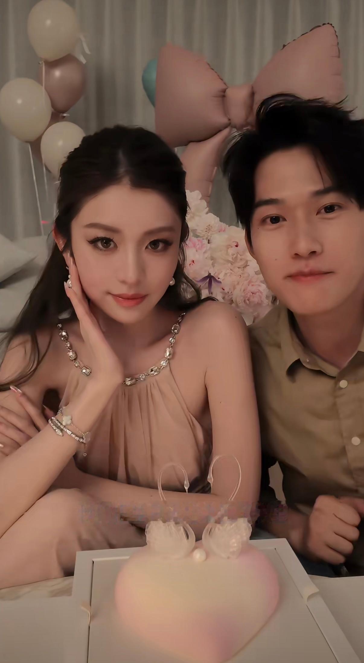 天呐刷到蓝蓝这个生日妆好美方蓝99 