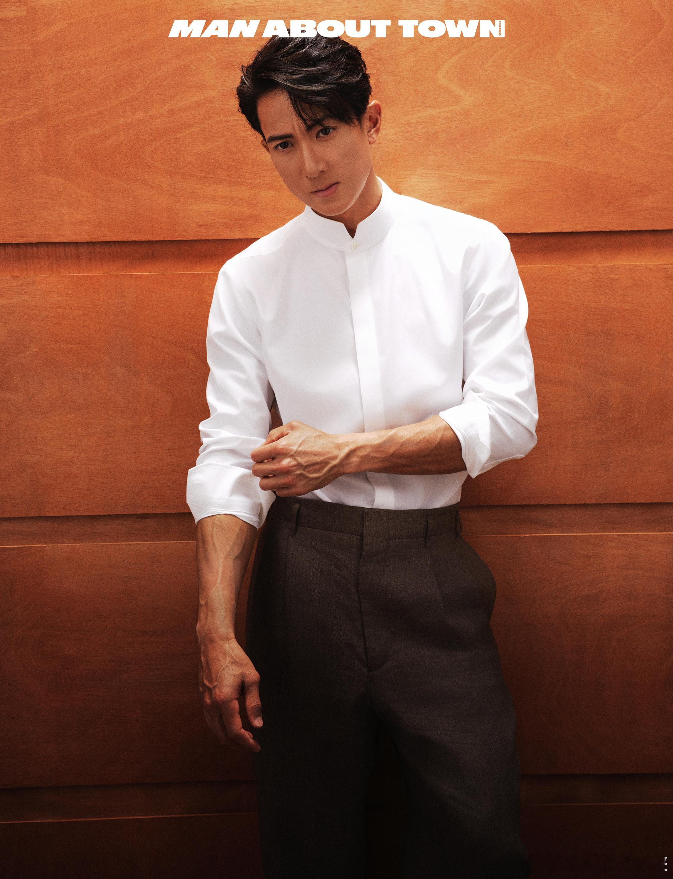 吴尊MAT封面吴尊ManAboutTown三月刊封面 绅士魅力无懈可击🥂吴尊完