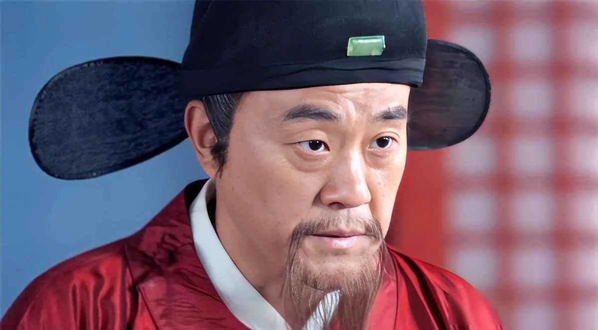 1374年，39岁才子高启被朱元璋赐以腰斩，朱元璋亲到现场。刑场上，高启声嘶力竭
