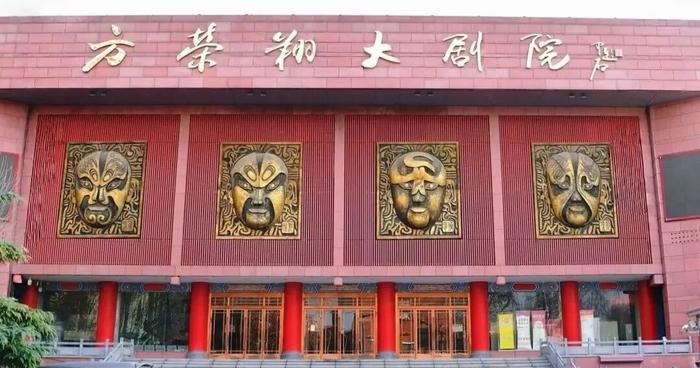 看泉城好戏，品曲山艺海里的济南年味！为进一步丰富冬季文旅产品供给，满足市民游客春