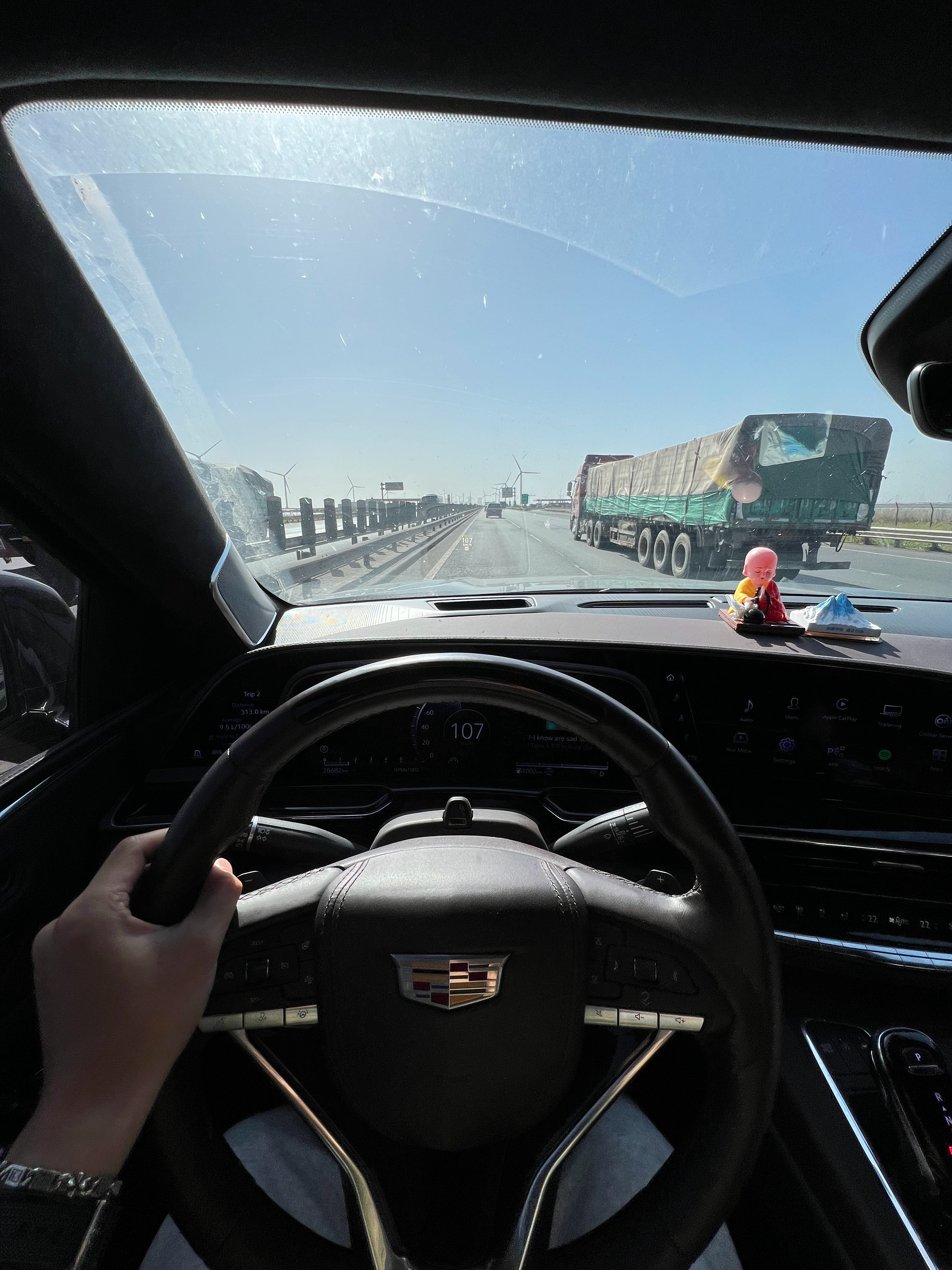 路上还偶遇一台领航员我个人对领航员是不太感冒，主要是外观感觉年纪小了，衬托不起来