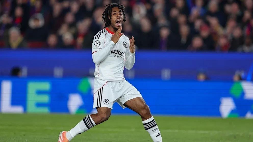 在法兰克福碌碌无为的前锋瓦希，150万欧元租借到尼斯，目前还不清楚半年后会是怎样