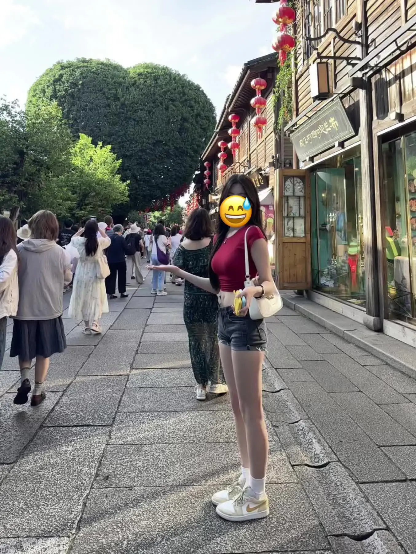 我真是p累了，身材几乎不用p，脸真的是南坎的钥匙……去整容医院主刀医生...