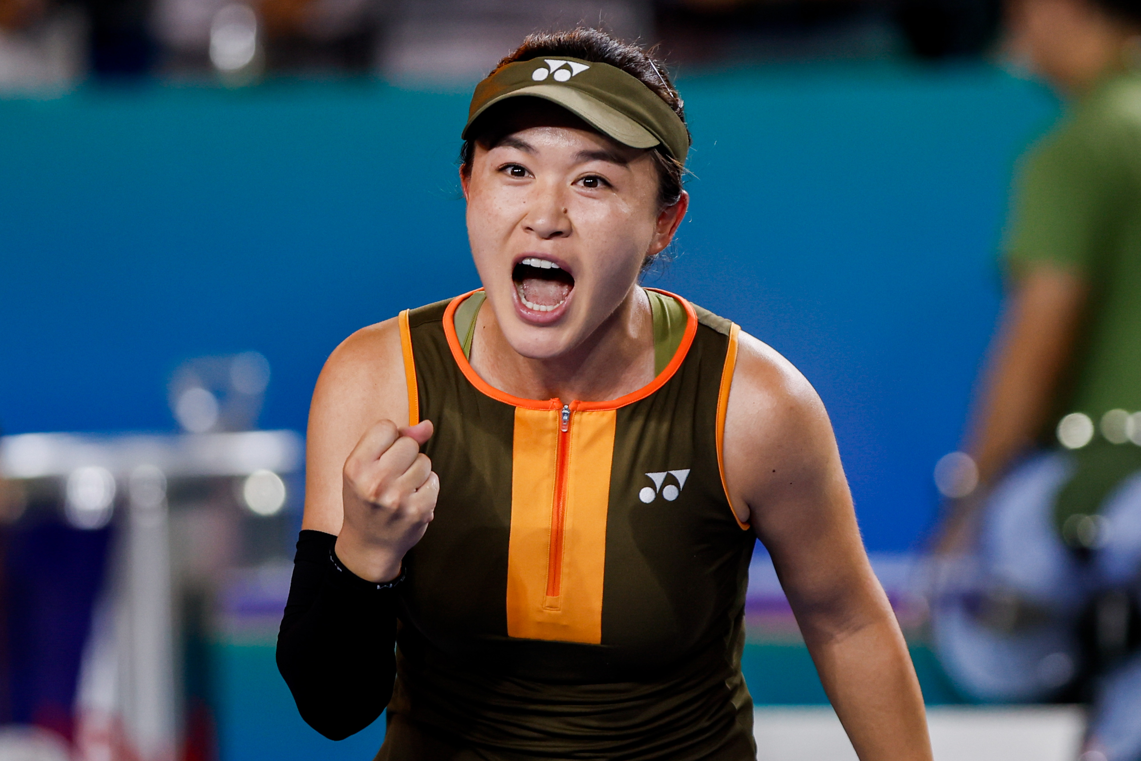 宁波网球公开赛 女单八强对阵：朱琳（WC） vs 施耐德（7）亚历山德洛娃（4）