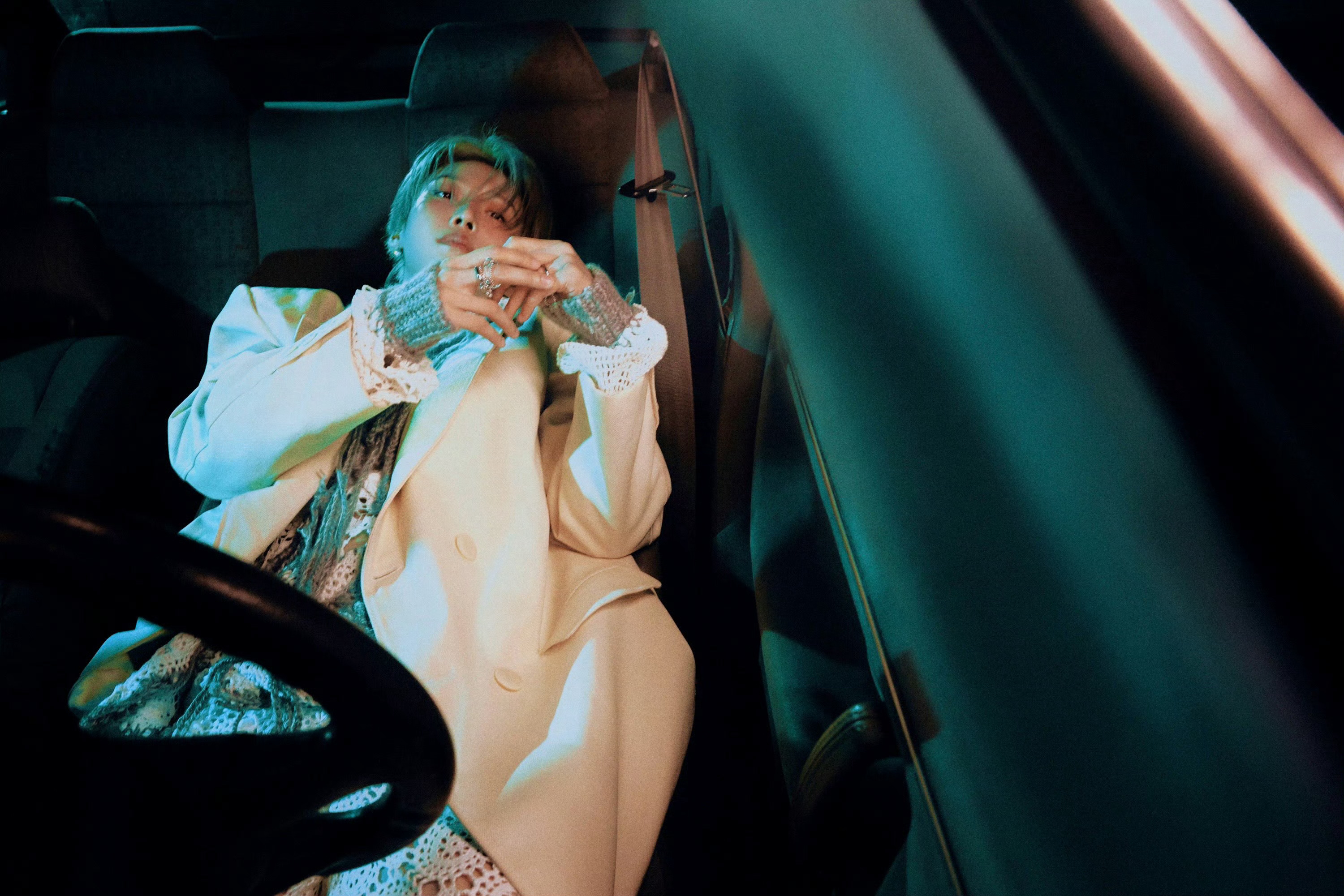 刘雨昕 × 今晚 1111惊喜之夜 舞台造型大片 ​​​