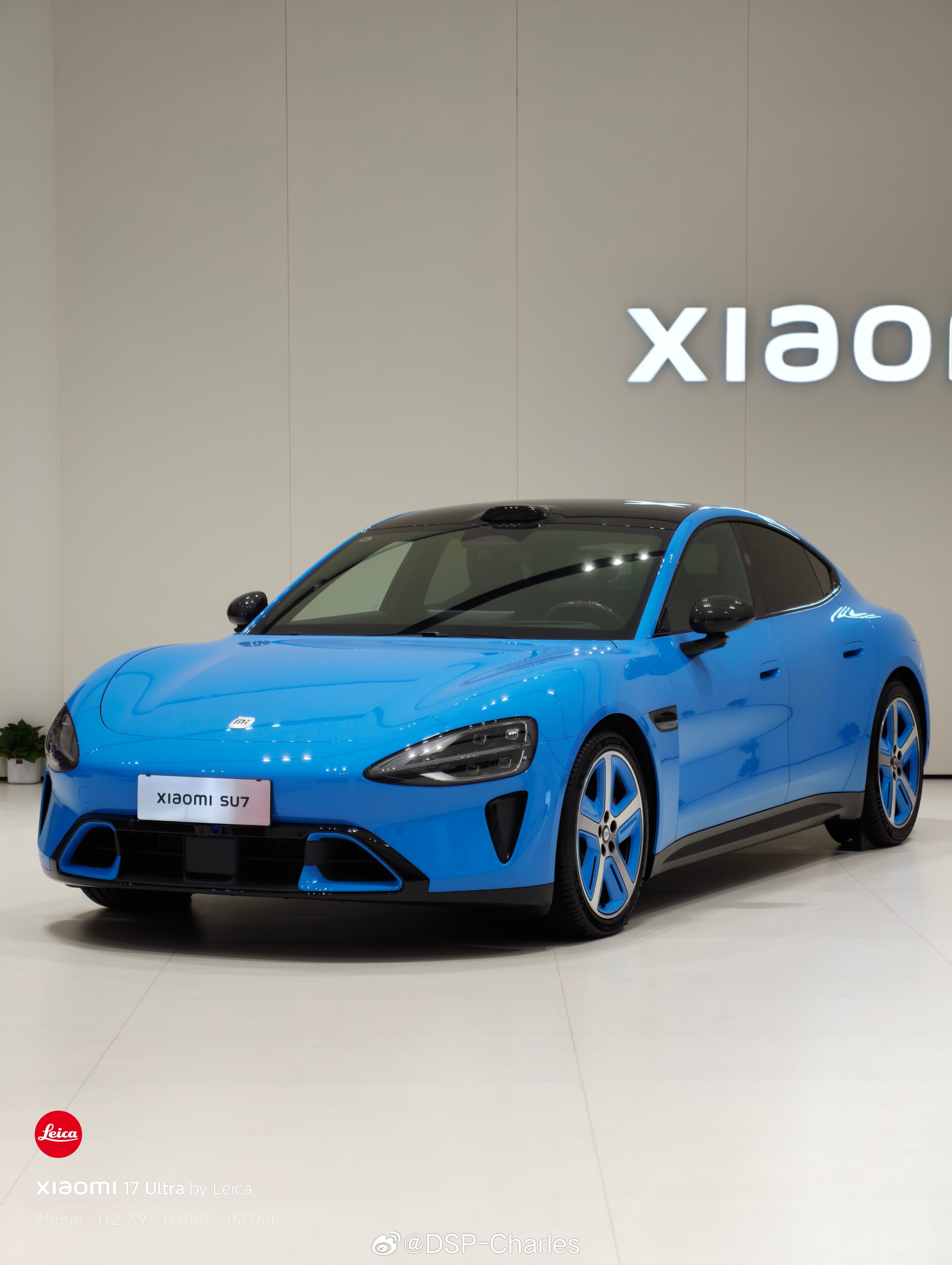 新SU7明天就要发布了，提前来看看实车靛石绿、卡布里蓝特别版、流金粉大家觉得哪个