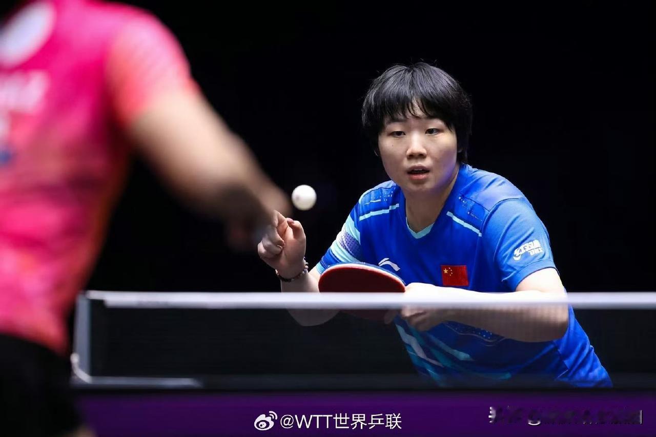 蒯曼 3-0 郑怡静，干脆利落挺进 8 强！

蒯曼肉眼可见的进步，三轮比赛状态
