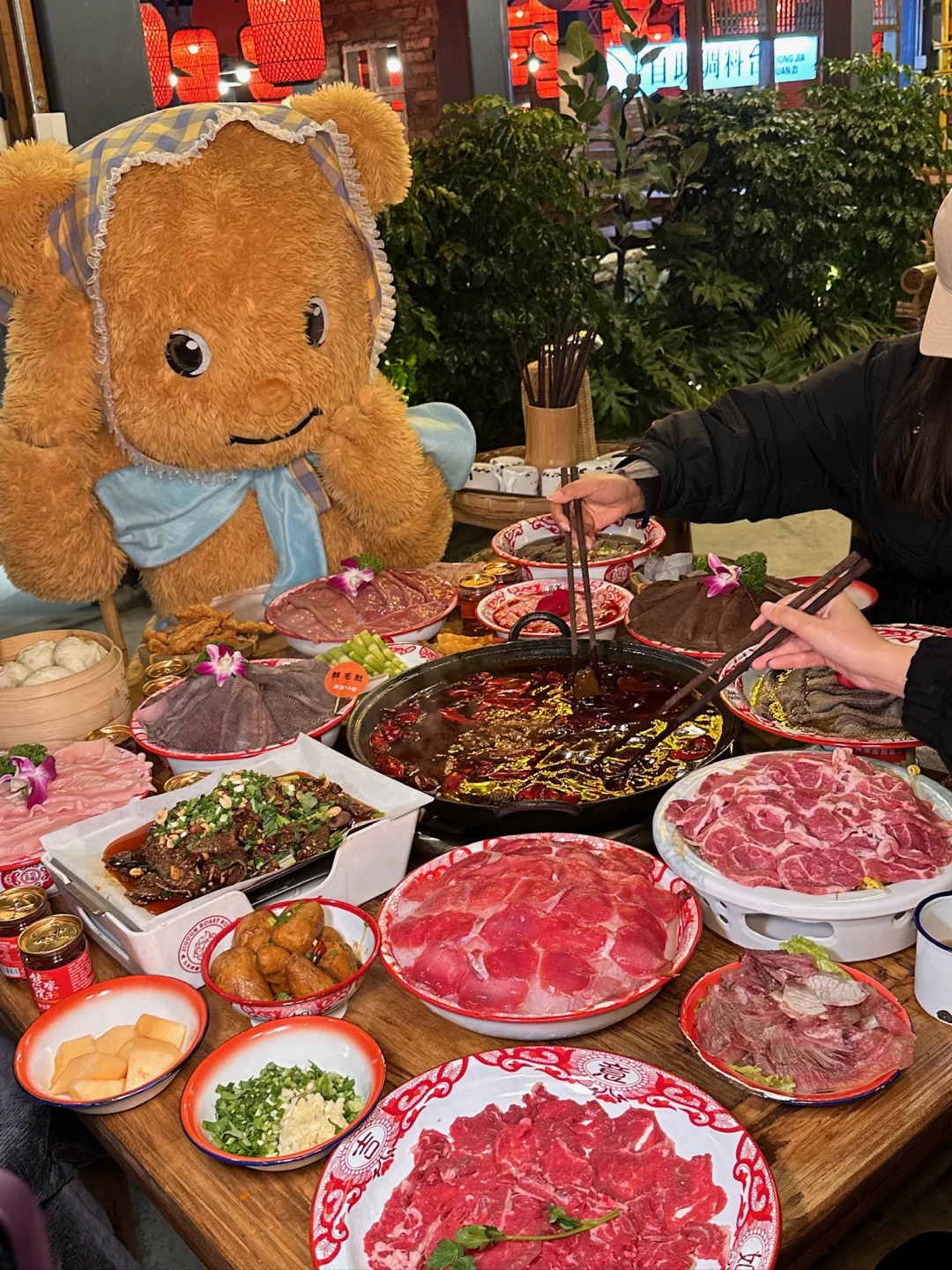 成都！ju黄油小熊来陪你吃火锅咯…！！！