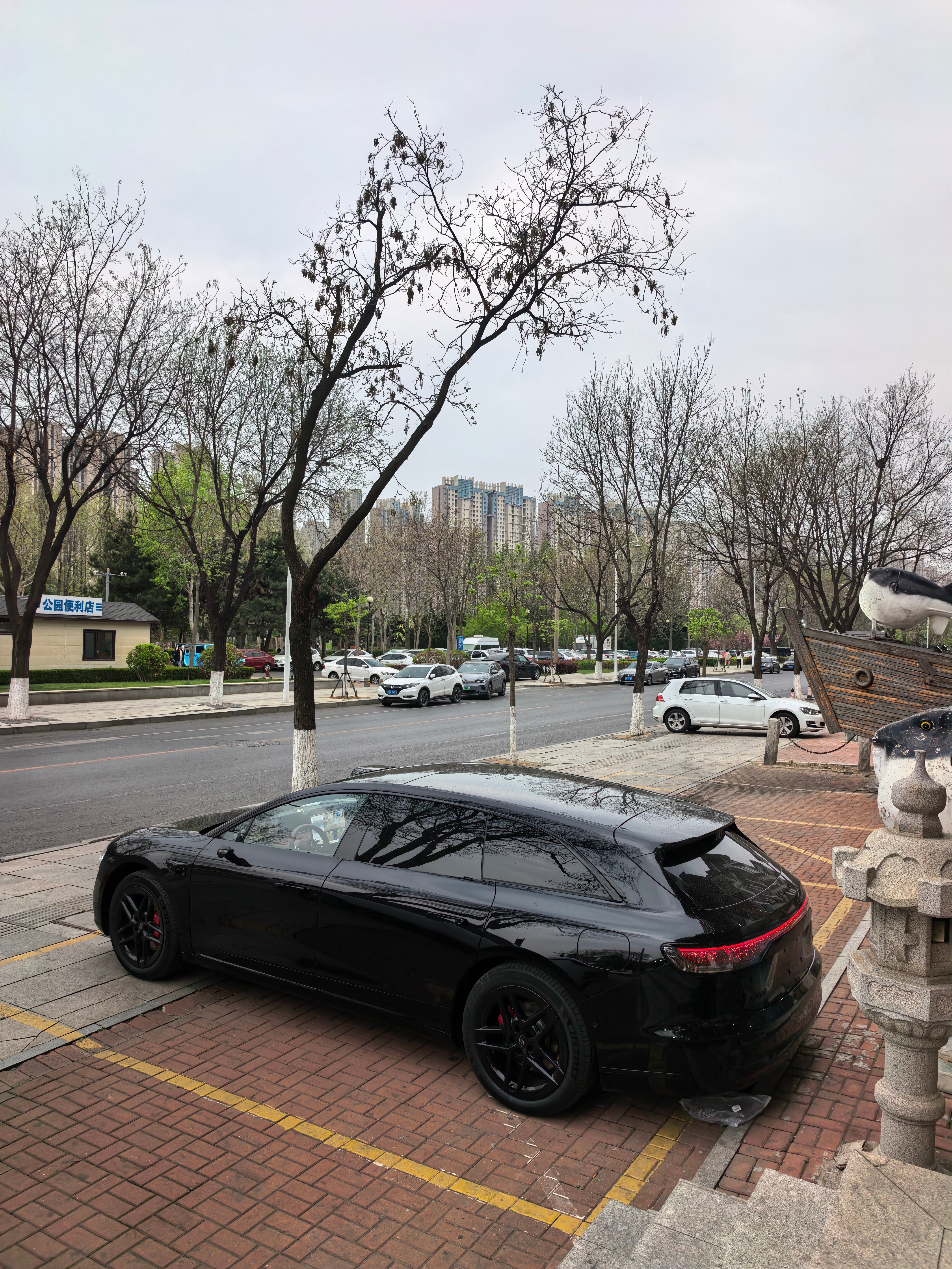 早安朋友们五一假期去哪里玩？ 