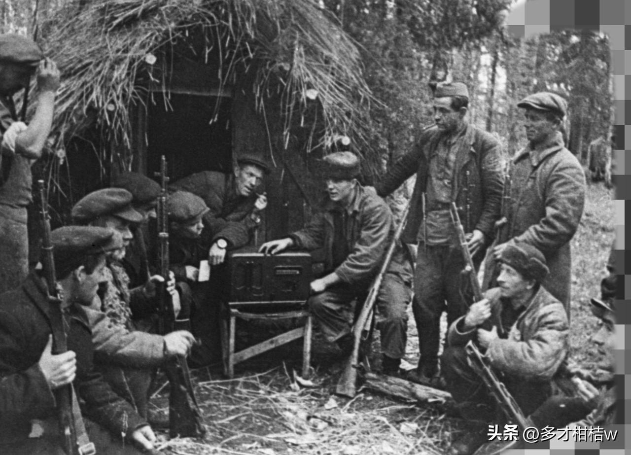 第二次世界大战时期的苏联游击队并不是经常能够搞到足够的、合适的武器，如果他们能够