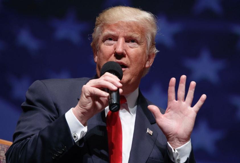 毫无诚信！
特朗普如果接着骗下去，
中方直接臭脸不理！


特朗普的这套打法，