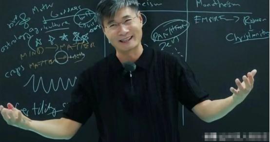 两年前“预言”美伊开战的北京高中老师，对局势有了新判断
 
美以对伊军事行动进行