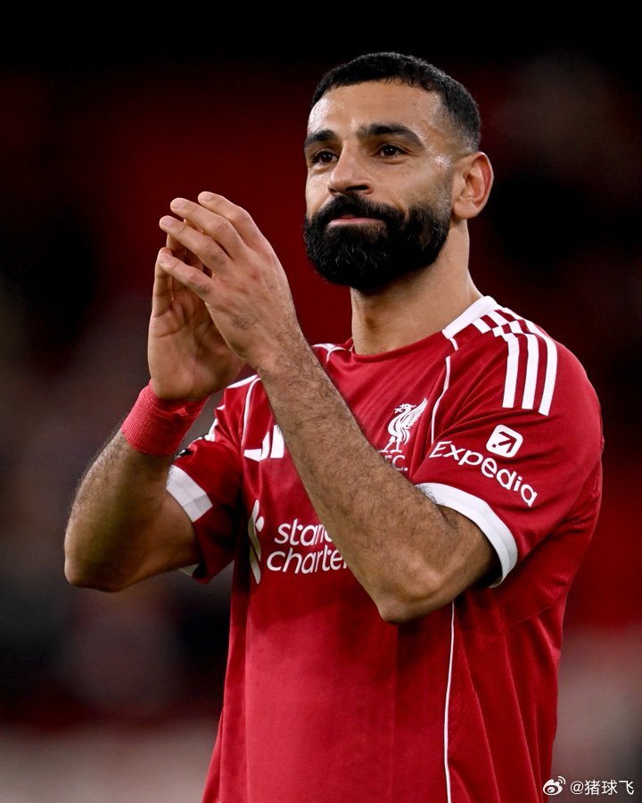 四夺英超金靴，他是利物浦锋线最锋利的“法老王”萨拉赫宣布季末离队，人还未走，怀念
