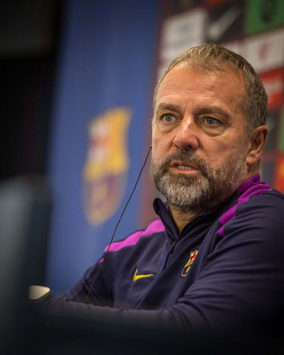 🎙️ 主教练弗里克在 桑坦德vs巴萨 赛前发布会上表示：【关于对手桑坦德】🗣