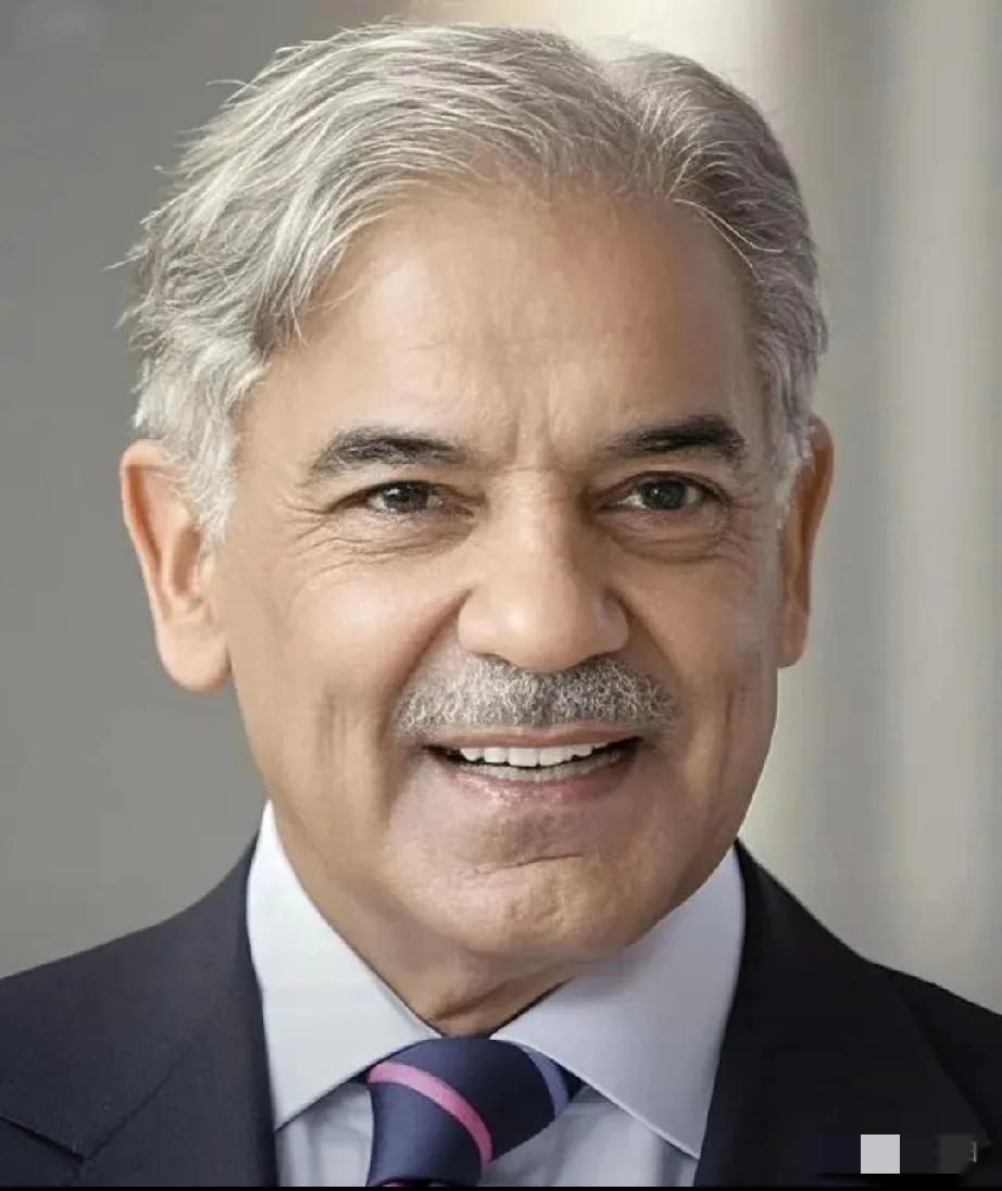 巴基斯坦新消息，
4月22日，巴基斯坦总理夏巴兹开完紧急会议直接拍板：同意继续推