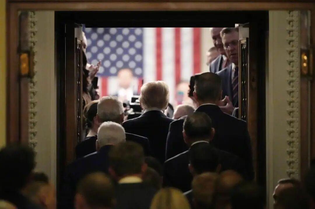 美国国土安全部目前已正式停摆，但国会议员从下周起休会，要到特朗普计划发表国情咨文