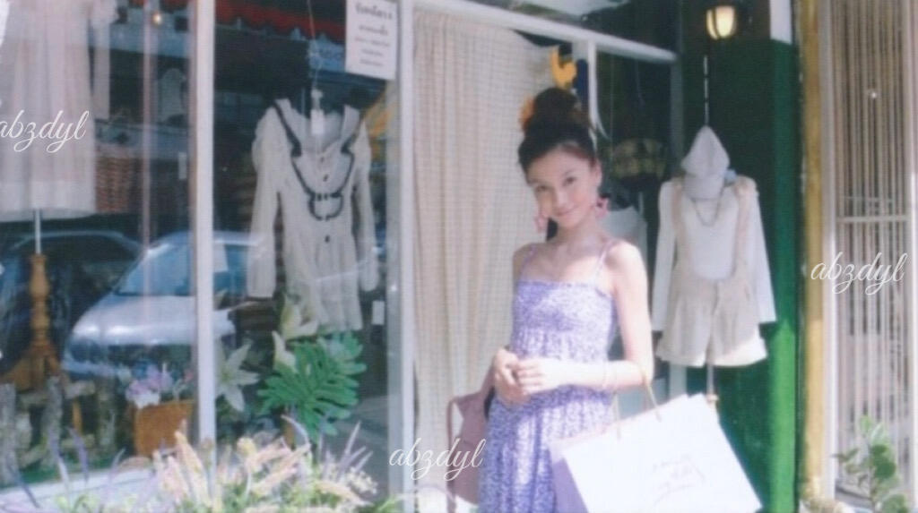 angelababy *杨颖 2009年baby在泰国曼谷旅行✈️
