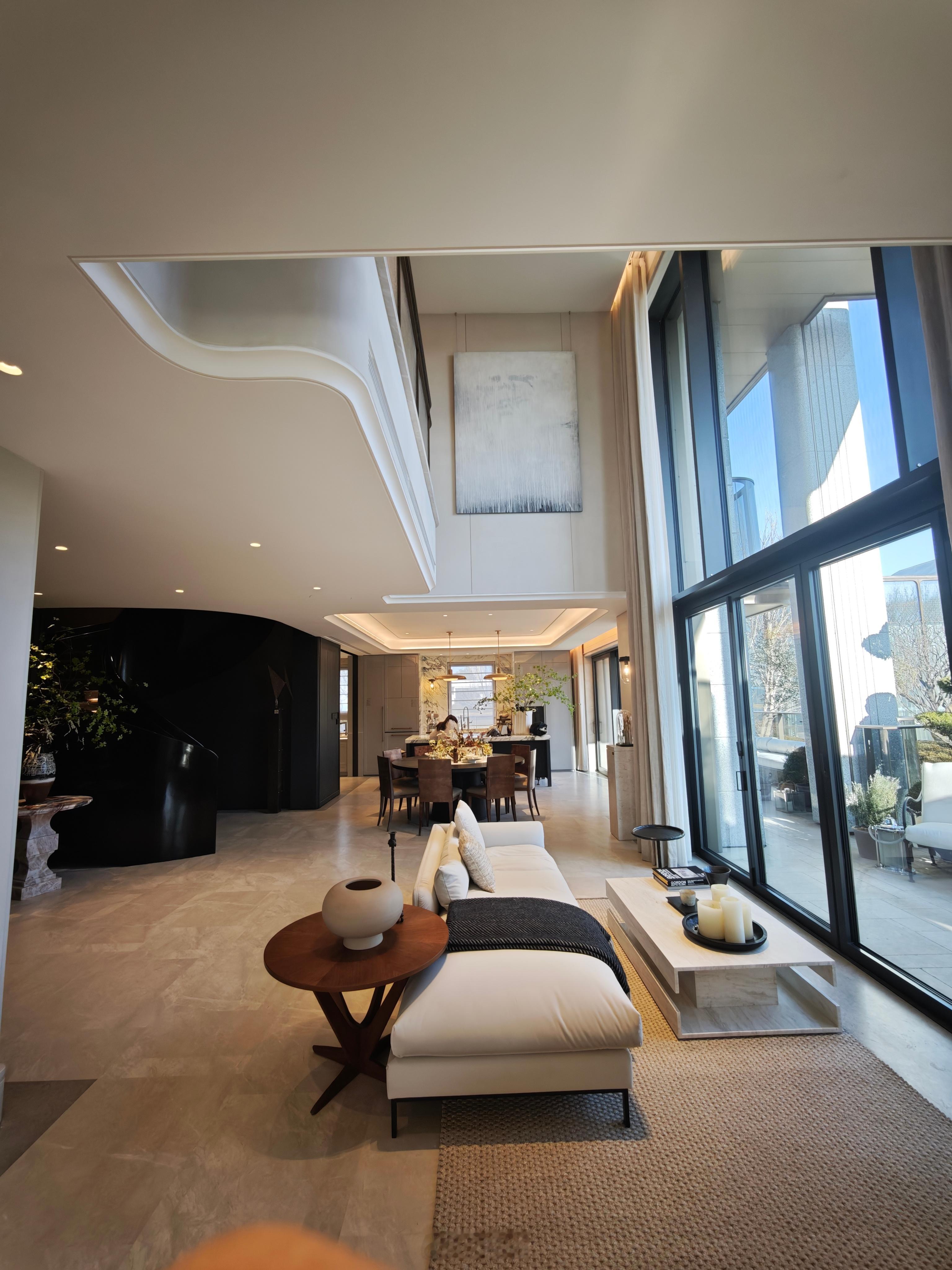 北京润园的确做的不错。空墅印象深刻 