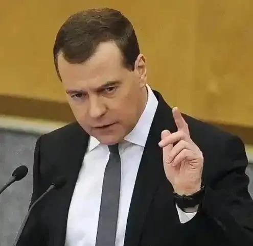 1月17日特朗普在社交媒体X平台宣布，对“德国、英国、法国、挪威、菏兰、瑞典、丹