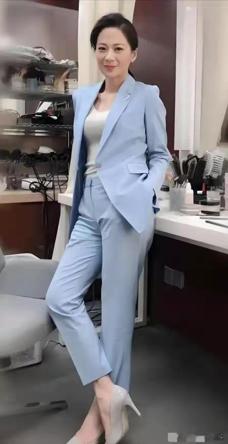 陈蓓蓓
休闲照