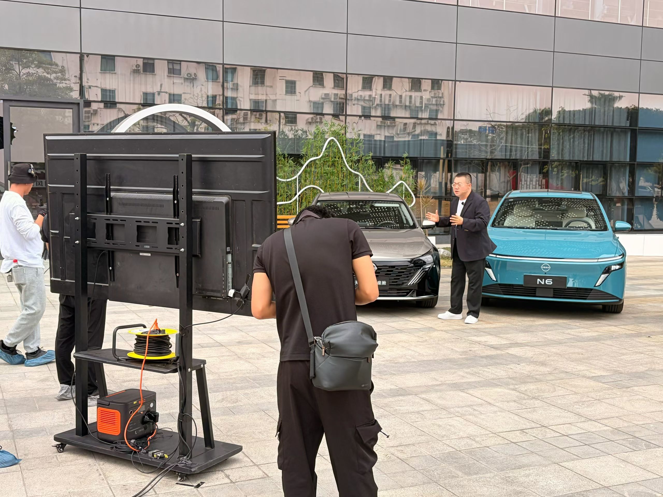 高管直播说车会成为趋势吗 真的是直播（盗图自） 