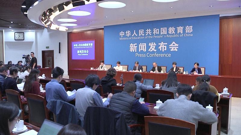 教育新规，学校要教出能解决问题的拔尖人才，应对考试的人才，不再需要，AI就能完成