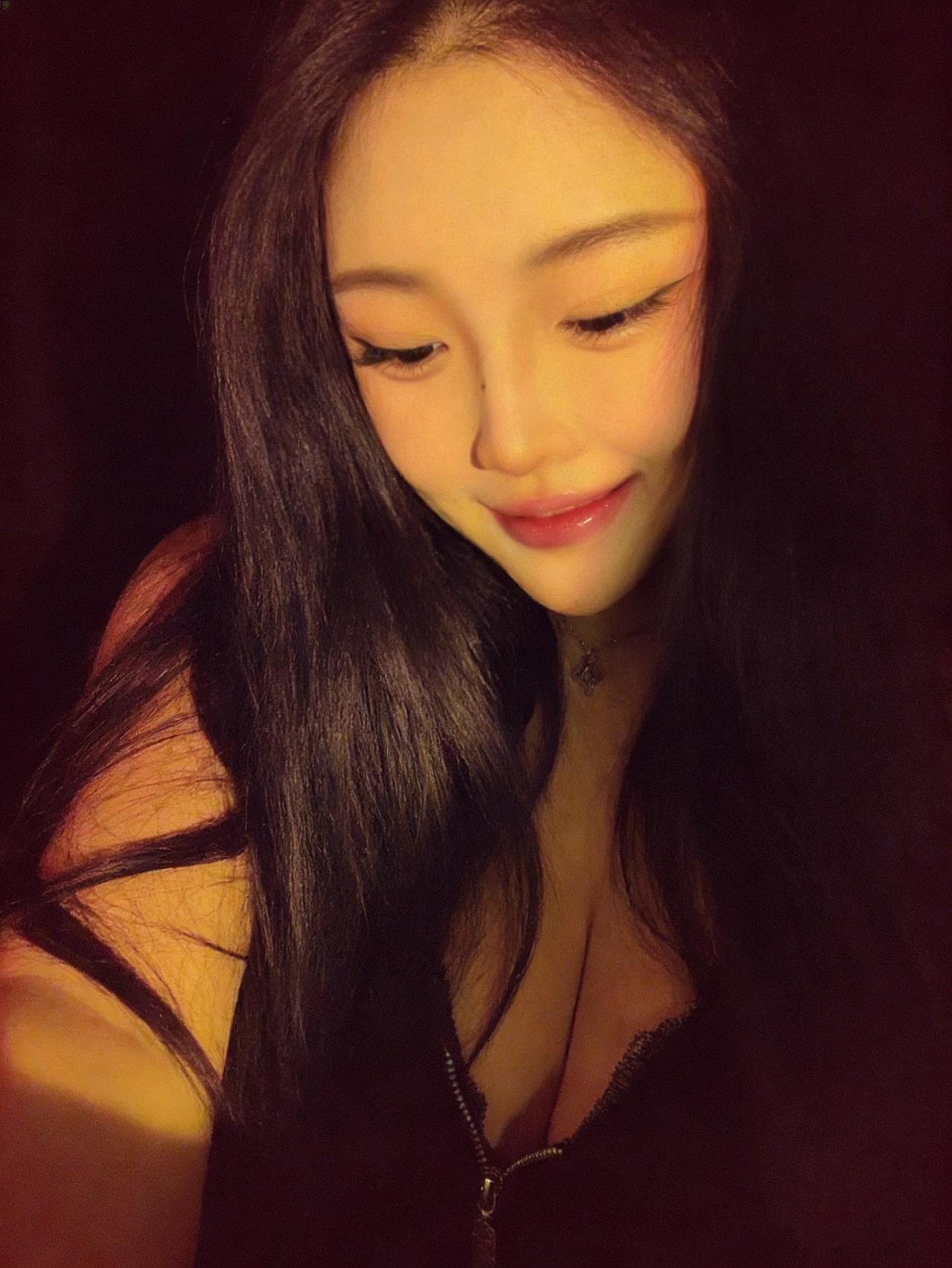 人和人的羁绊太浅了 浅到因为一个没解开的误会 那些建立关系的日夜一文不值