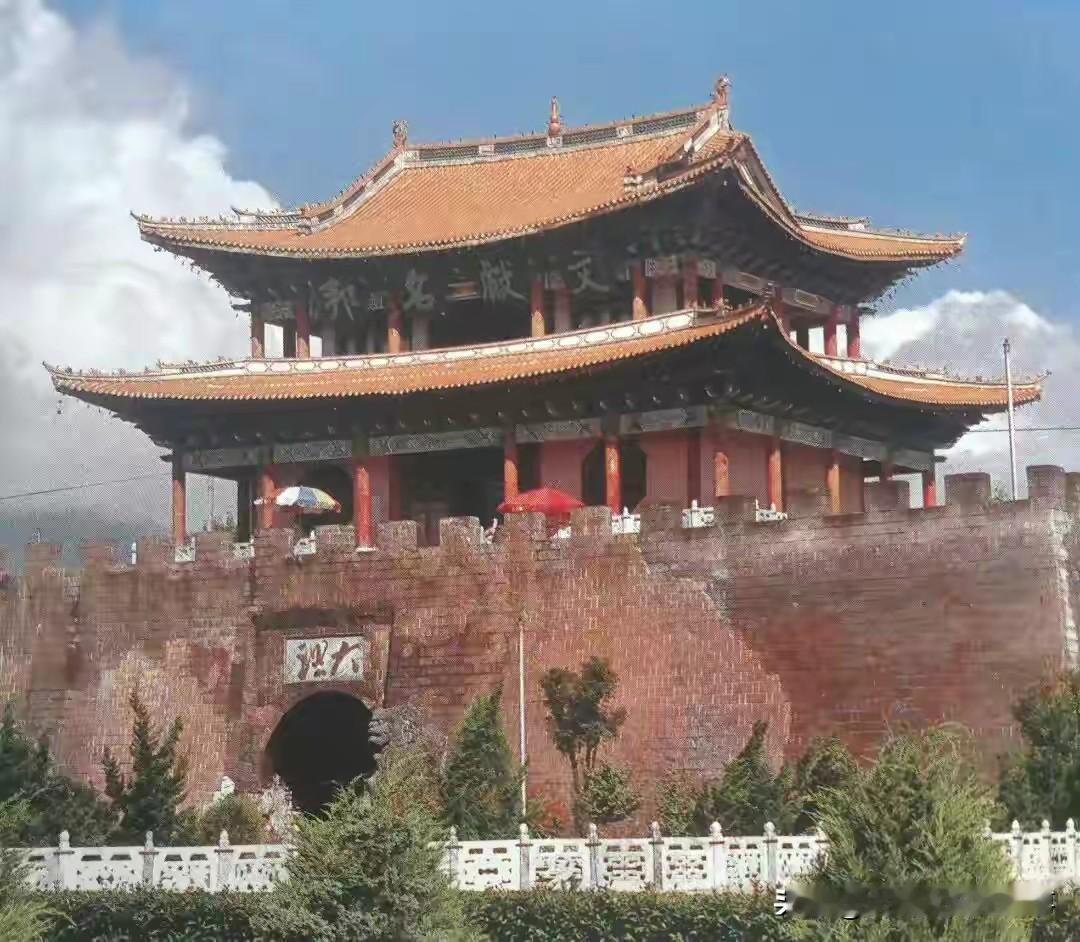 大理古城收费吗？❓大理古城本身可免费进入，不设大门票，也没有所谓的“古城维护费”