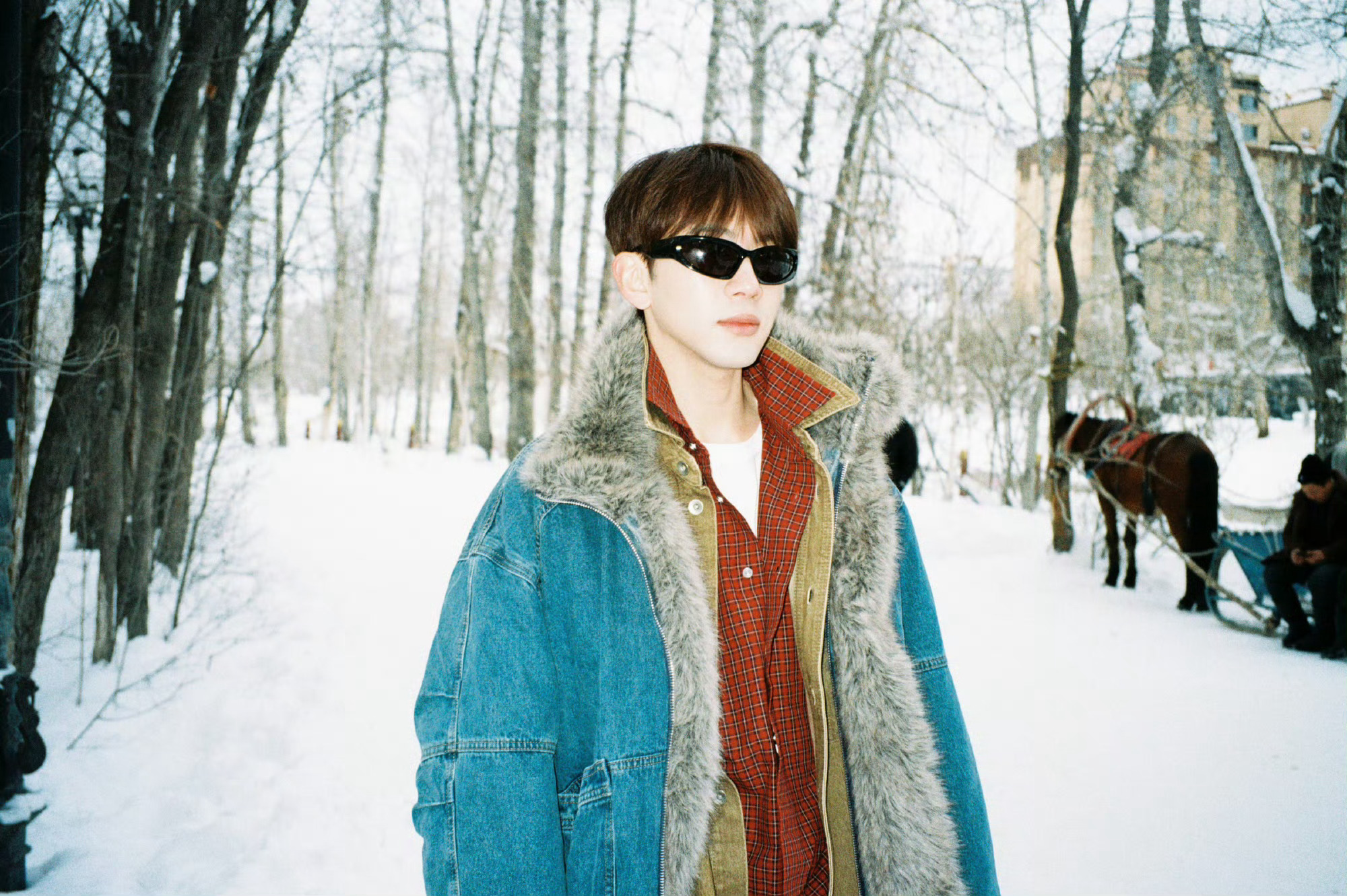 费启鸣怎么可以帅成这样，全部都保存了