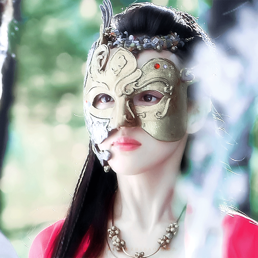 天真、妩媚、成熟、一个人演出了三个人的感觉[泣不成声]

我那时候觉看剧的时候我
