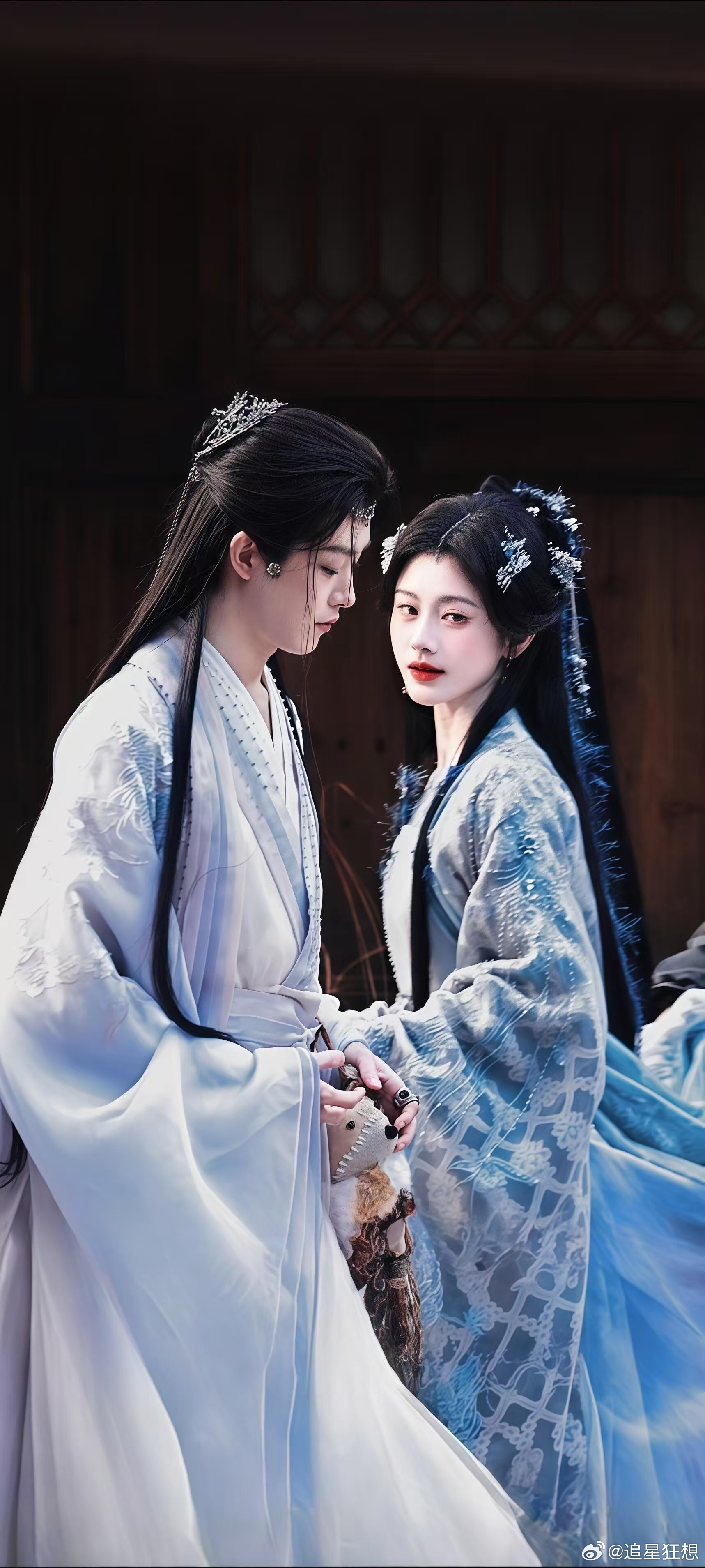 言灵术生效是世界寄露动心的证明 当那句默念的话语穿透屏幕，化作现实里的一阵风、一