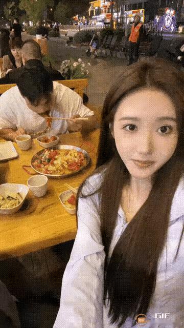你躲避的动作为什么这么熟练[捂脸][捂脸][捂脸]