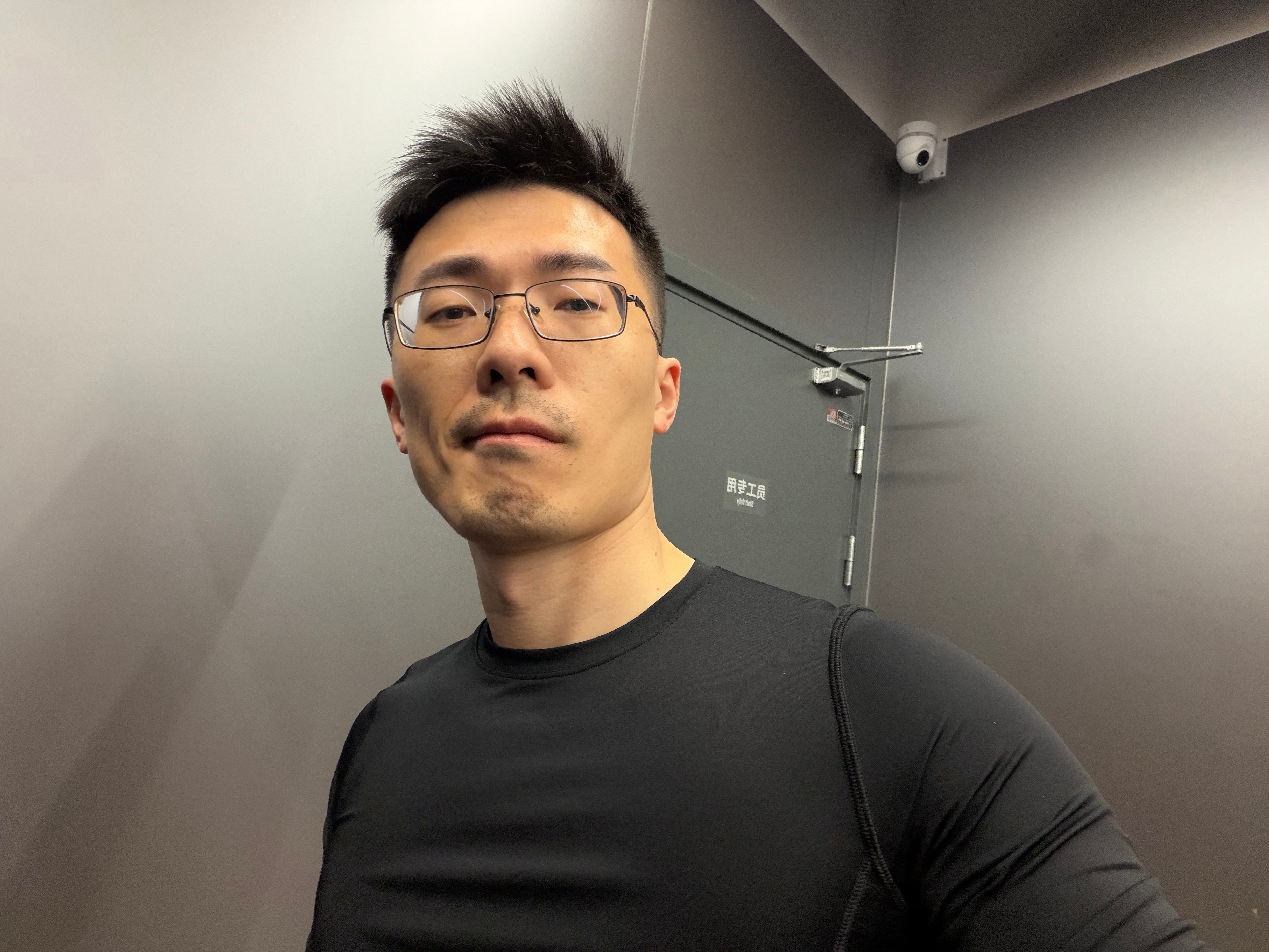 今天是热到可以穿短袖健身的一天我的健身日常春节摄影大赛