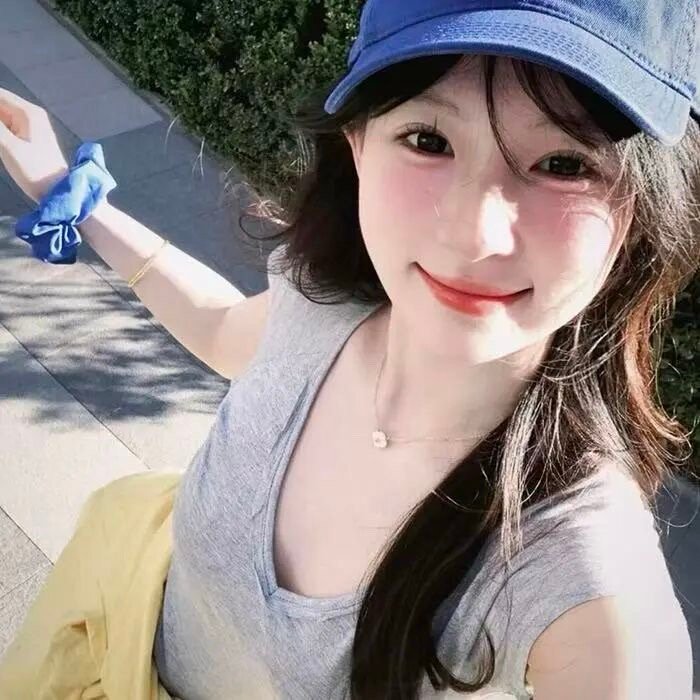 说爱你一辈子，其实没几天就腻了。说下个月把钱还你，才是真的一辈子。 