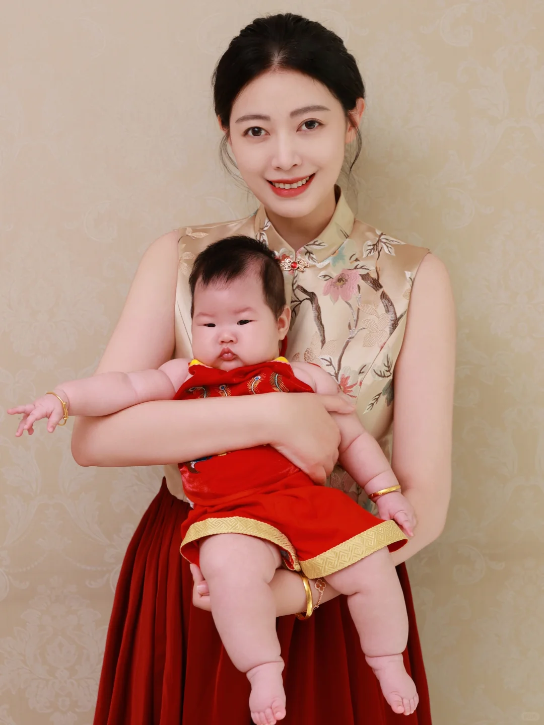 高龄产妇和她的宝宝百天啦