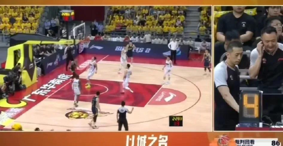 CBA四强已经定了上海和深圳，接下来两场抢三大战要来了，12号北京对广东，13号