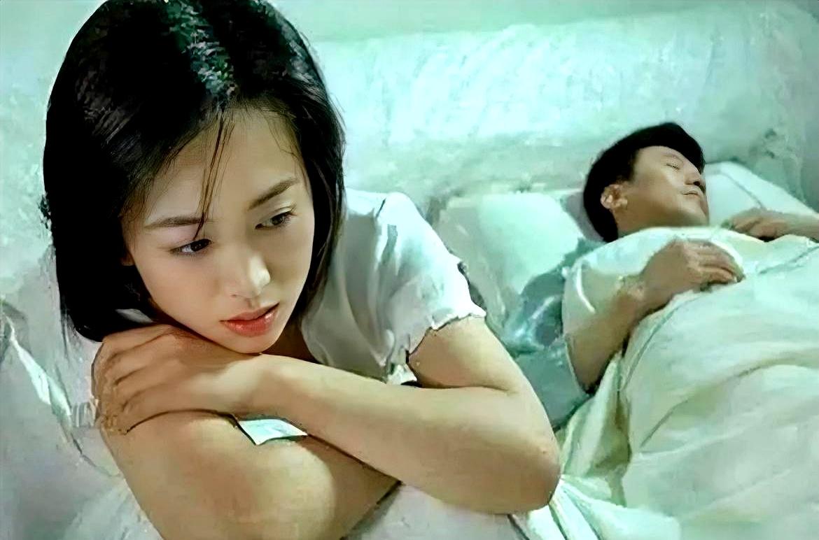 结婚8年才5次夫妻生活，这日子过得跟室友有啥区别？
外人看着是高知神仙眷侣，工资