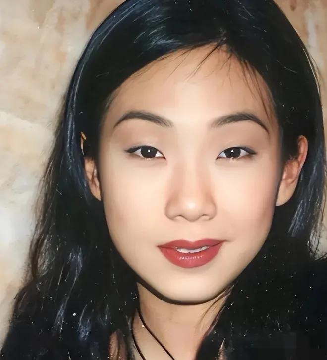 2003年，林忆莲向李宗盛提出离婚，李宗盛坦言：我年近半百，却要妻离子散，真的是