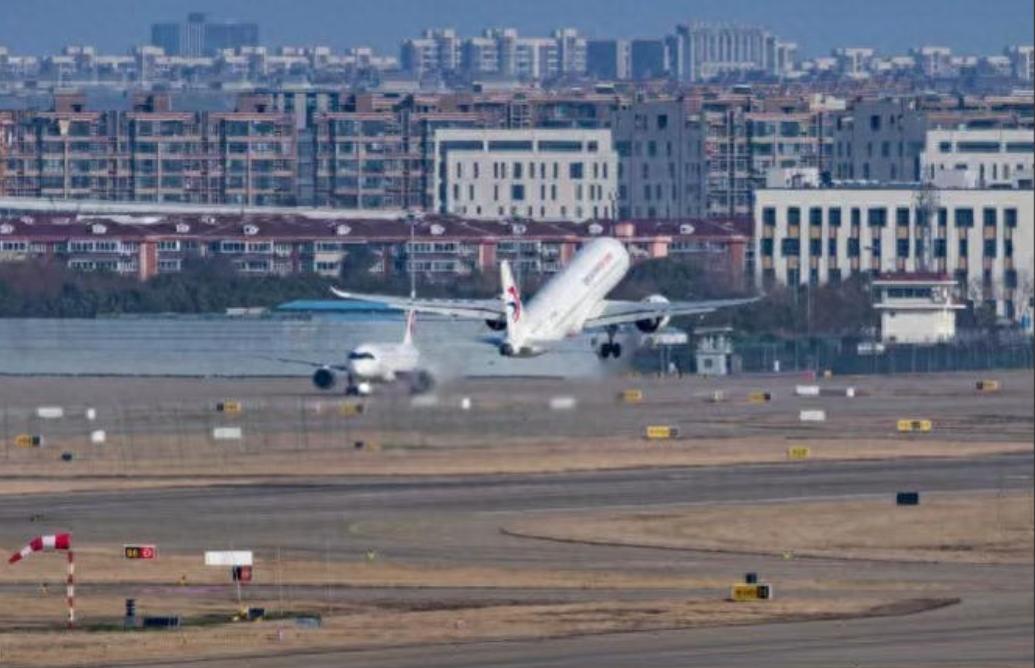 差点错过这个大好消息，国产大飞机C919适航证取得重大进展

就在4月13日，一