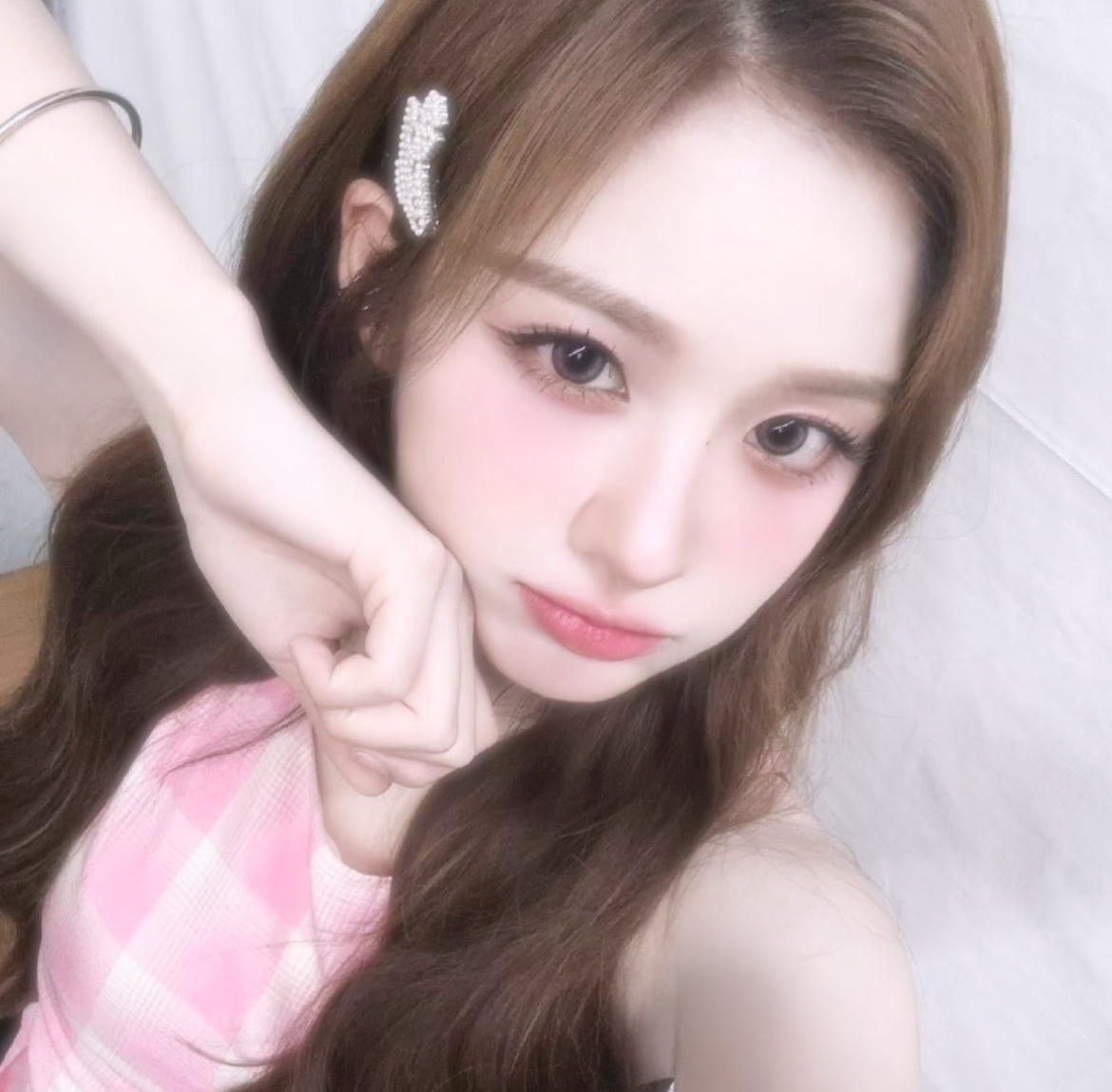 𝑾𝒆𝑪𝒉𝒂𝒕头像｜头像分享🤍｜kpop头像🧁｜雪允🎀｜nmix